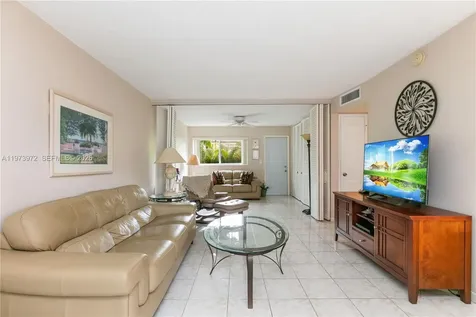3131 S Ocean Drive Hallandale Beach FL 33009