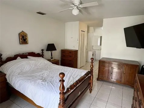10611 SW 23rd Terrace Miami FL 33165
