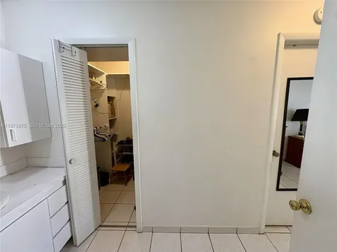 10611 SW 23rd Terrace Miami FL 33165