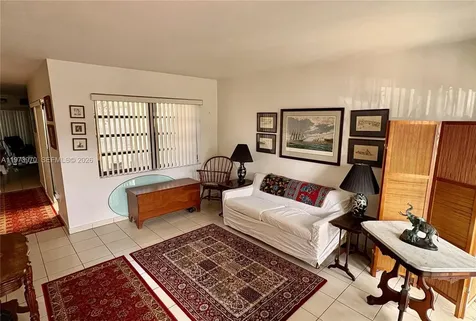 10611 SW 23rd Terrace Miami FL 33165