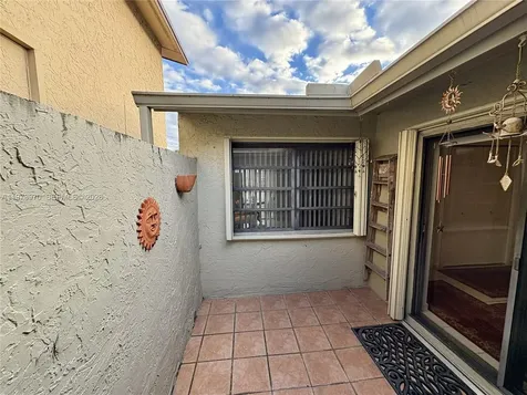 10611 SW 23rd Terrace Miami FL 33165