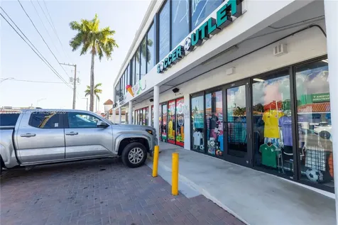 700 SW 17th Avenue Miami FL 33135
