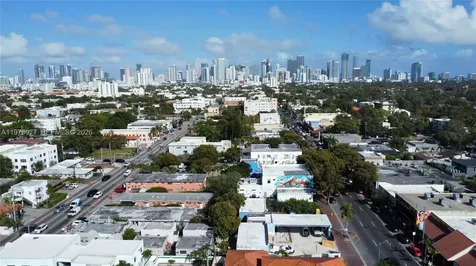 700 SW 17th Avenue Miami FL 33135