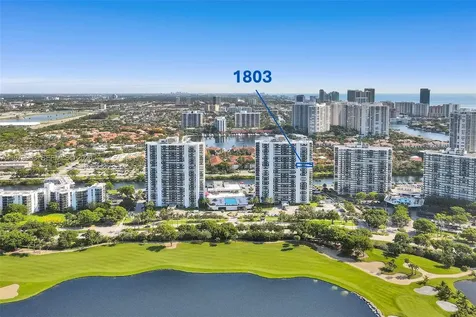 3675 N Country Club Drive Aventura FL 33180