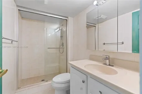 3675 N Country Club Drive Aventura FL 33180