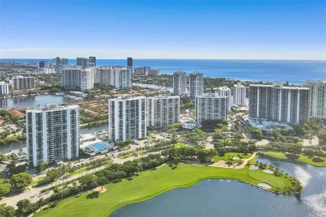 3675 N Country Club Drive Aventura FL 33180