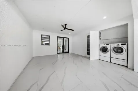 4163 31st Avenue NE Naples FL 34120