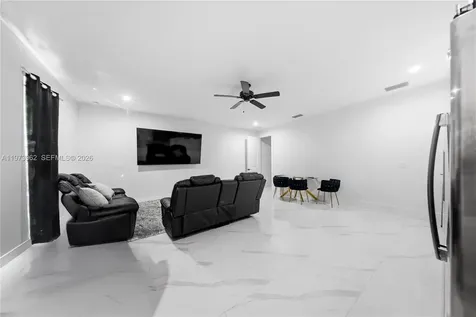 4163 31st Avenue NE Naples FL 34120