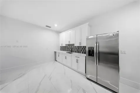4163 31st Avenue NE Naples FL 34120