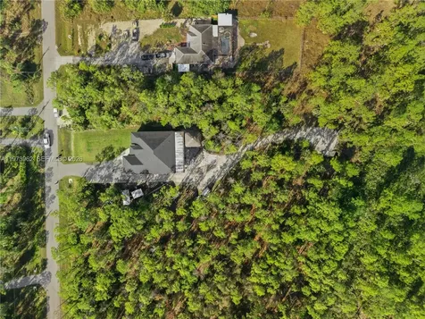 4163 31st Avenue NE Naples FL 34120