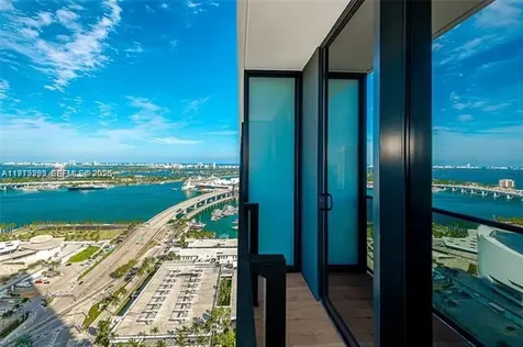 398 NE 5th Street Miami FL 33132