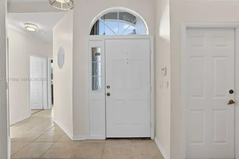 2385 SE 7th Place Homestead FL 33033
