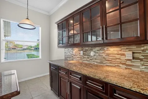 2385 SE 7th Place Homestead FL 33033