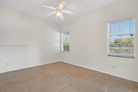 2385 SE 7th Place Homestead FL 33033