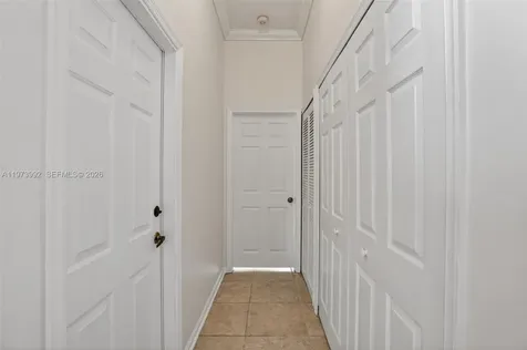 2385 SE 7th Place Homestead FL 33033