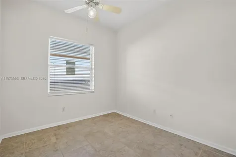2385 SE 7th Place Homestead FL 33033