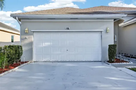 2385 SE 7th Place Homestead FL 33033
