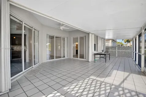 2385 SE 7th Place Homestead FL 33033