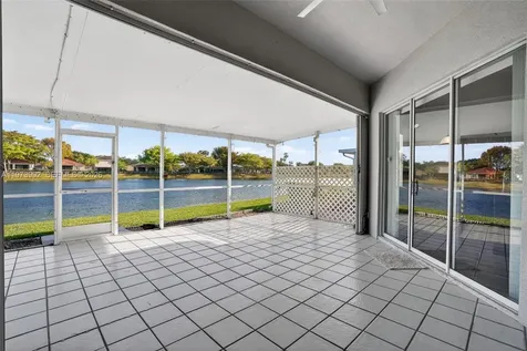2385 SE 7th Place Homestead FL 33033
