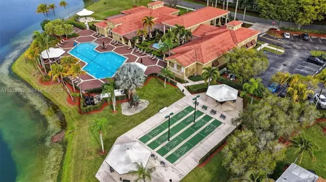 2385 SE 7th Place Homestead FL 33033
