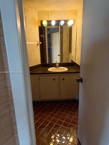 7150 Indian Creek Drive Miami Beach FL 33141