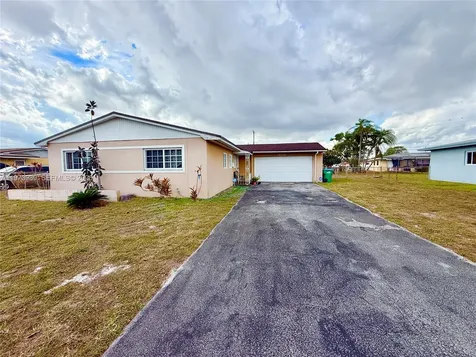 18440 NW 28th Place Miami Gardens FL 33056