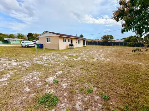 18440 NW 28th Place Miami Gardens FL 33056