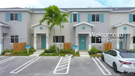 445 NW 12th Avenue Florida City FL 33034
