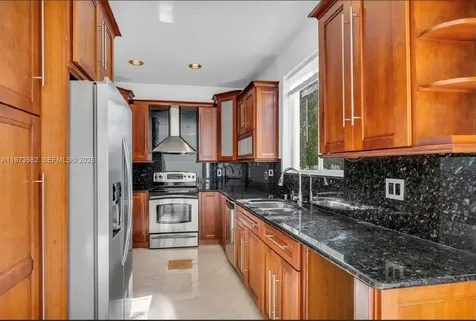 1386 Canary Island Drive Weston FL 33327