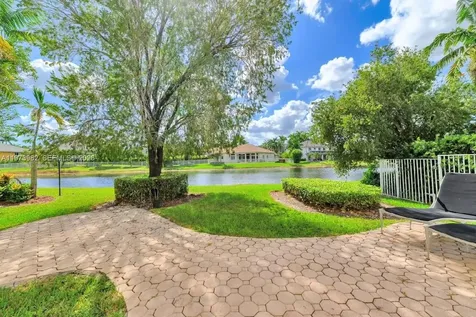 1386 Canary Island Drive Weston FL 33327