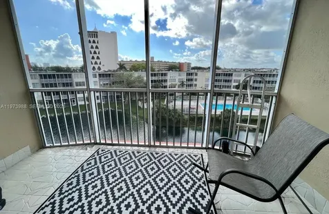 1700 NE 191st Street Miami FL 33179