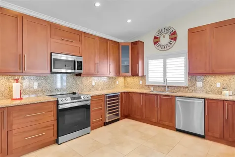 226 Normandy Drive Tavernier FL 33070
