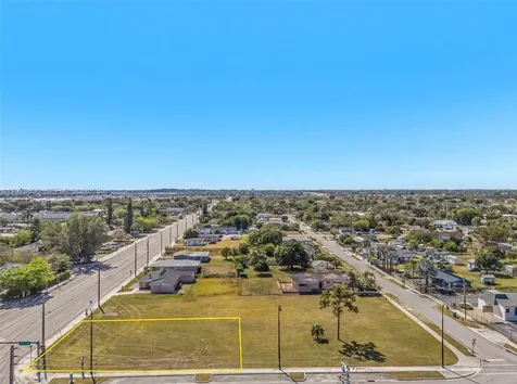 264XX SW 137 Street Homestead FL 33032