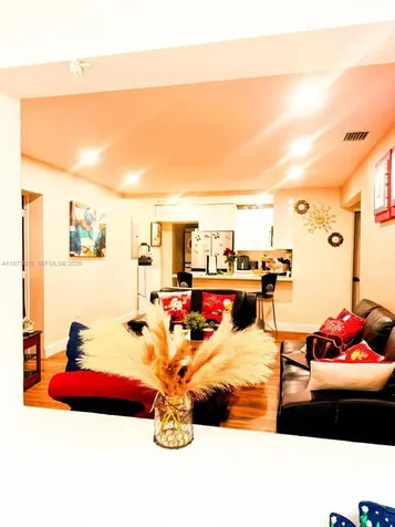 2281 NW 81st Terrace Miami FL 33147