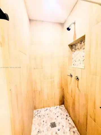 2281 NW 81st Terrace Miami FL 33147