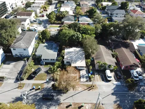2750 SW 26th Street Miami FL 33133