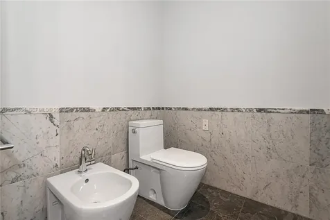 6101 Aqua Avenue Miami Beach FL 33141