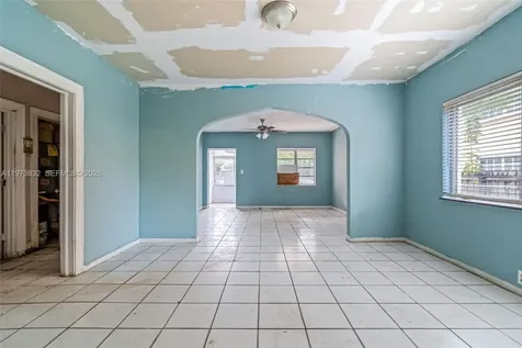 1045 SW 20th Avenue Miami FL 33135