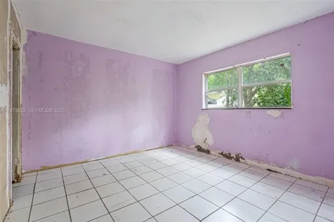 1045 SW 20th Avenue Miami FL 33135