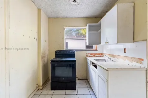 1045 SW 20th Avenue Miami FL 33135