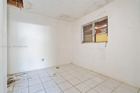 1045 SW 20th Avenue Miami FL 33135