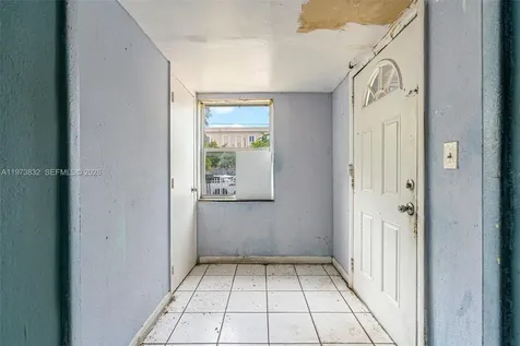 1045 SW 20th Avenue Miami FL 33135