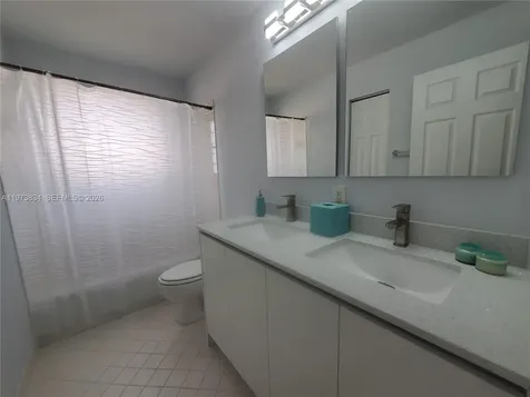 1527 Winterberry Weston FL 33327