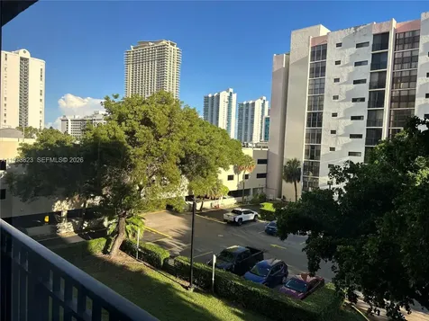 17021 N Bay Road Sunny Isles Beach FL 33160