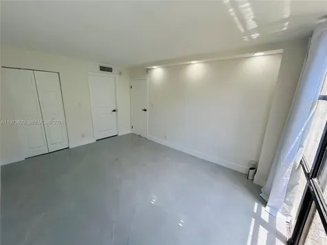 17021 N Bay Road Sunny Isles Beach FL 33160