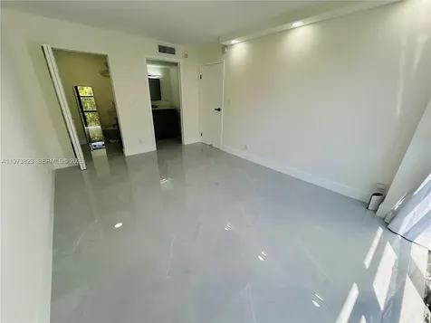 17021 N Bay Road Sunny Isles Beach FL 33160
