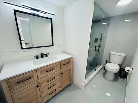 17021 N Bay Road Sunny Isles Beach FL 33160