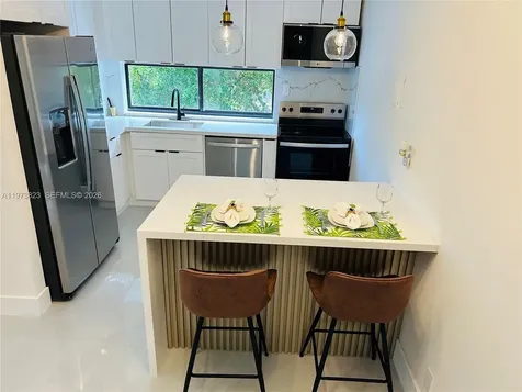 17021 N Bay Road Sunny Isles Beach FL 33160