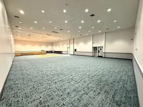 17021 N Bay Road Sunny Isles Beach FL 33160