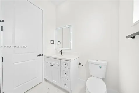 18 NE 11th Lane Cape Coral FL 33909